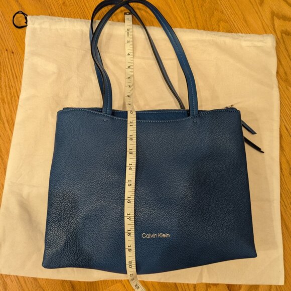 NWOT Blue Calvin Klein 2-in-1 Purse - Picture 15 of 16